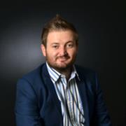 Dr Chris Ackermann