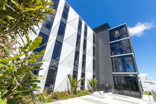 7716 exterior photos of Tauranga campus 5 crop