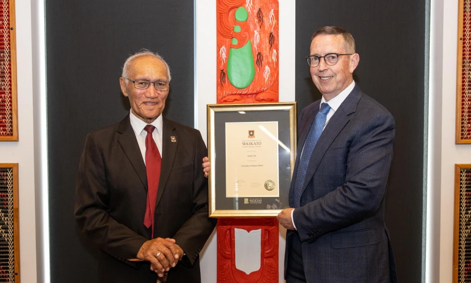 Tamati Tata VC Neil Quigley University Medal FocusFillWyIwLjAzIiwiLTAuMjMiLDk2MCw1NzZd